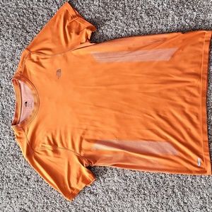 SALE--THE Northface shirt